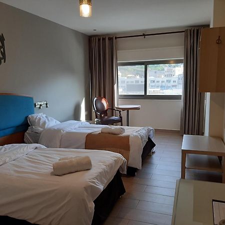 Layaali Amman Airport Pickup Hostel ภายนอก รูปภาพ