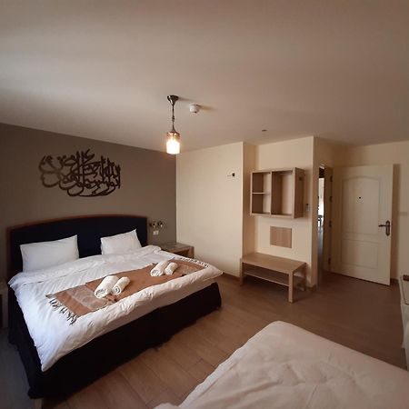 Layaali Amman Airport Pickup Hostel ภายนอก รูปภาพ