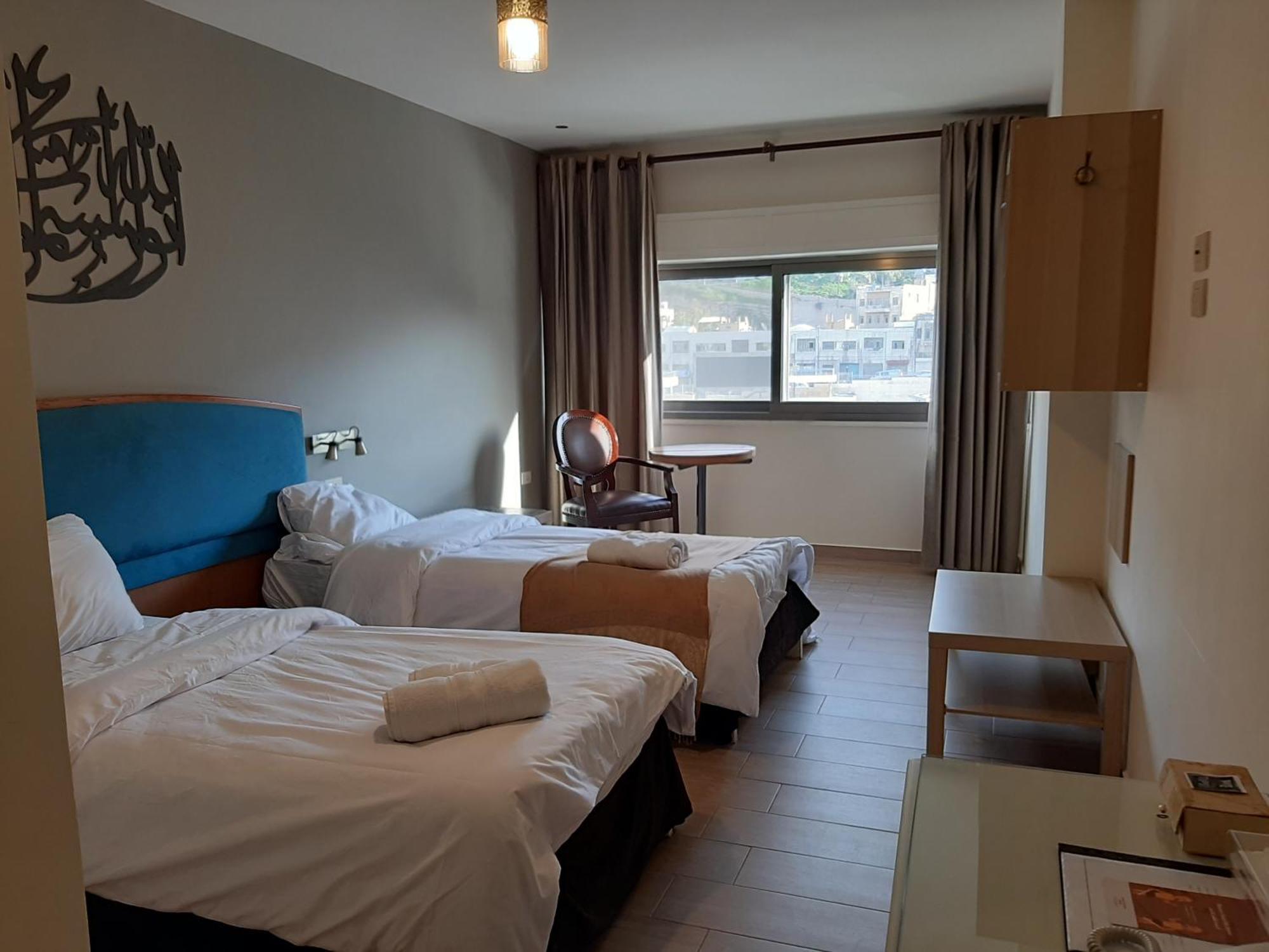 Layaali Amman Airport Pickup Hostel ภายนอก รูปภาพ